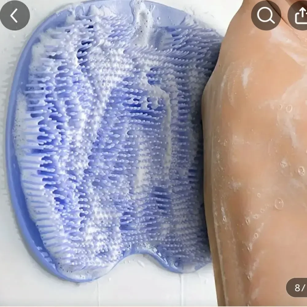 Nonslip body exfoliating scrubber